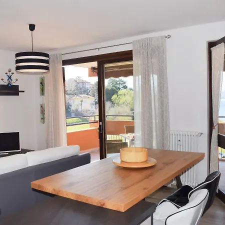 Apartment La Perla Di By Interhome